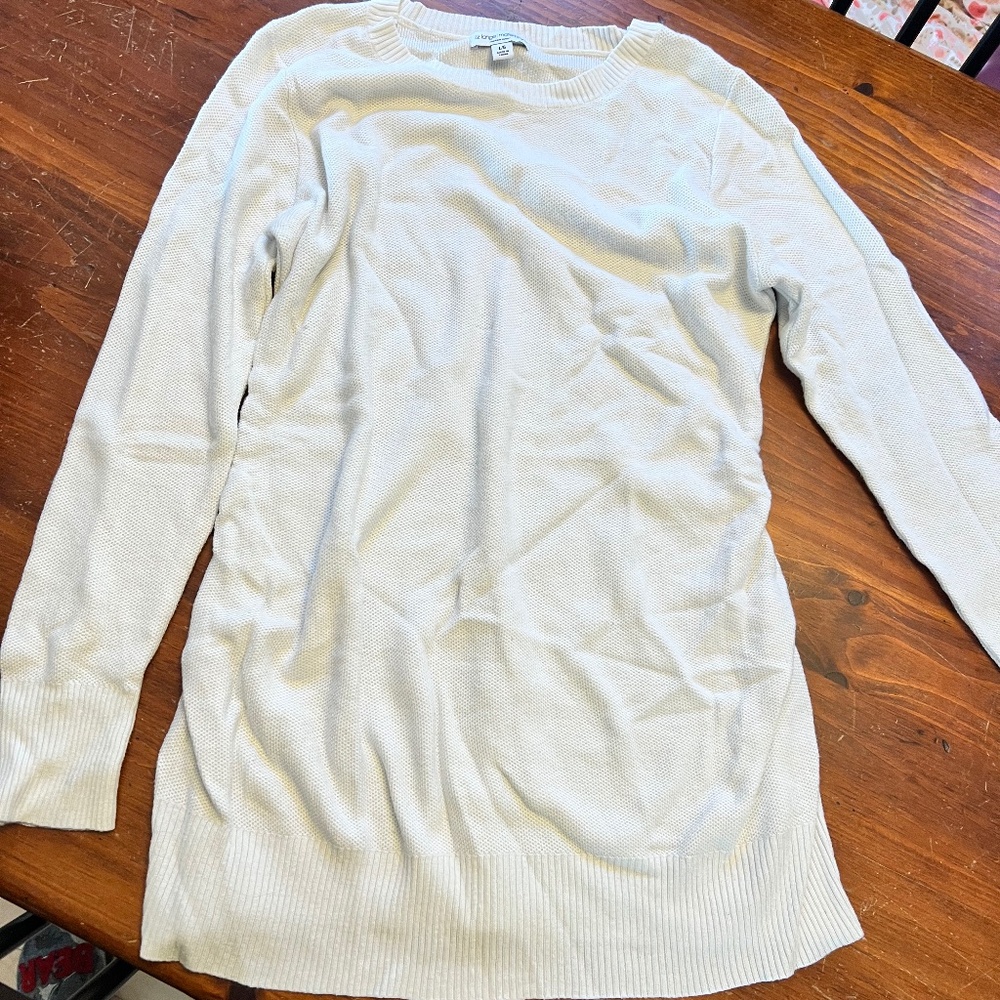 Liz Claiborne maternity sweater